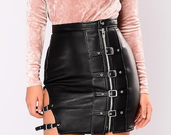 Minifalda de piel auténtica, para fiesta, con detalle de hebilla