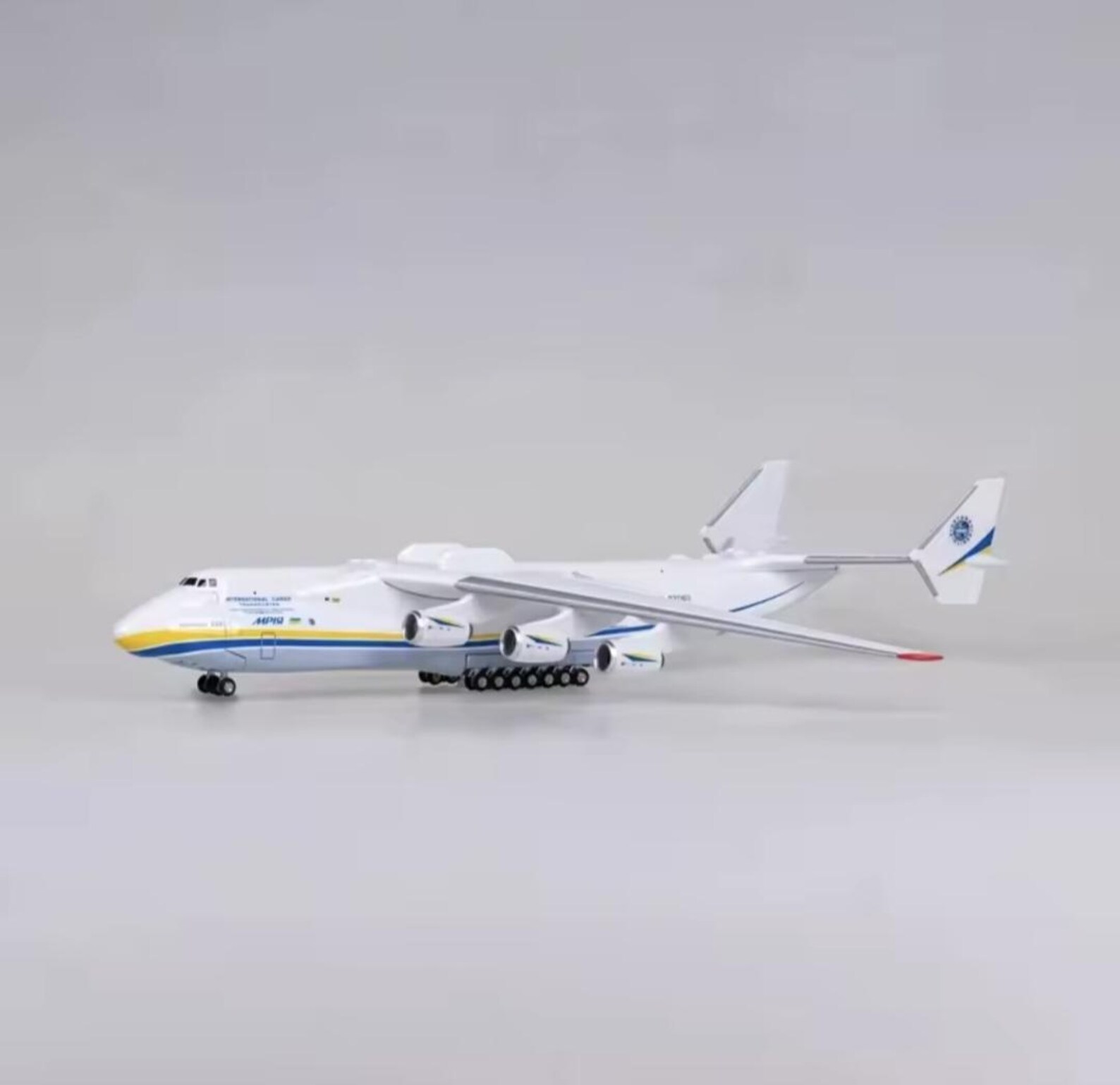 ARCADORA An-225 Antonov Échelle 1:200 Ukraine Peint Mriya Avion Cargo Stratégique Modèle moulé sous pression pour collection ARCADORA An-225 Antonov Échelle 1:200 Ukraine Peint Mriya Avion Cargo Stratégique Modèle moulé sous pression pour collection