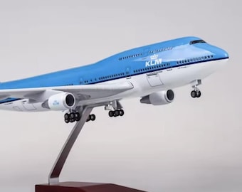 Maqueta de avión Boeing 747 de KLM en resina (escala 1:150)