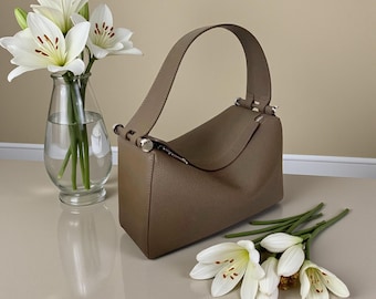 Full Grain Tote, Minimalist Shoulder Purse, Top Handle Work Handbag for Women