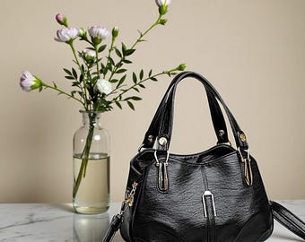Bolso de hombro de piel sintética • Bolso bandolera minimalista con asa superior