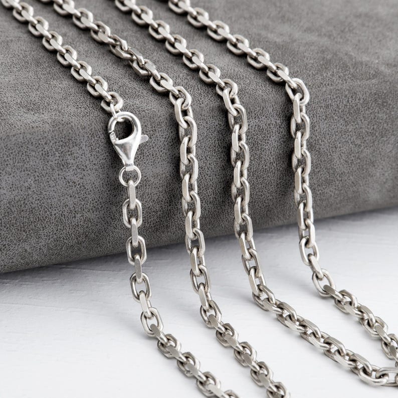 Unisex Necklace for Men & Women