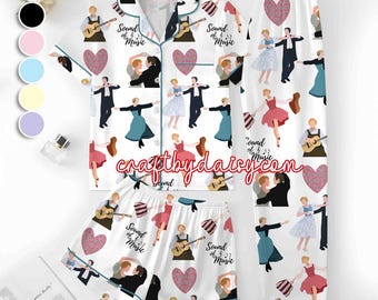 Conjunto de pijama de cetim inspirado em A Noviça Rebelde, roupa de dormir de filme musical, conjunto de pijama de cetim macio, pijamas combinando, presente para fãs de musicais.
