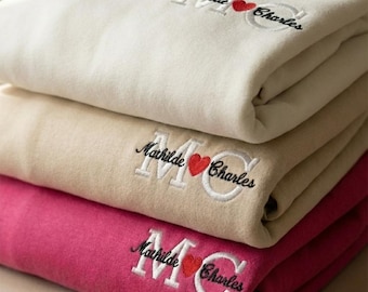 Valentinstag Geschenk Bestickte Initialen | Paar Hoodie