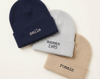 Personalisierte, bestickte Mütze mit Schriftzug | Wintergeschenk für Damen und Herren | Handgefertigte Mütze aus Lille, Frankreich