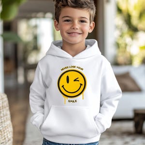 Never lose your smile Hoodie | Unisex Pullover Kinder | Positive Vibes Hoodie | Smiley Pullover | gute Laune Pullover | Geschenk Kinder