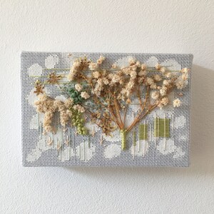 embroidery art dried flowers
