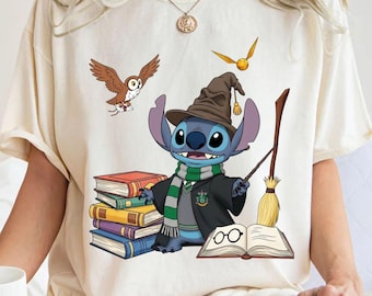 Camiseta fofa do Stitch Mago para o Halloween, Camiseta Leitora Apaixonada, Moletom do Stitch Bruxo, Presente de Aniversário, Moletom com Capuz para Família da Disneylândia