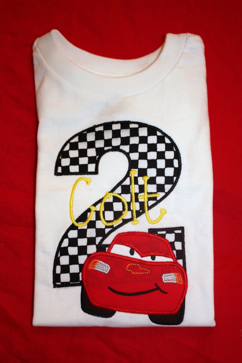 Personalizado CARS Lightning McQueen Race Cumpleaños Onesie o Camiseta imagen 1