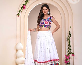 White Embroidered Navratri chaniya choli set for women's,lehenga for dance,lehenga for Sangeet night,Dandiya night white garba lehenga choli