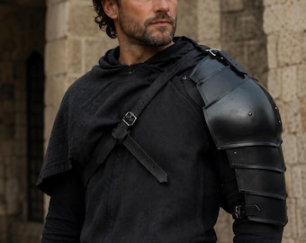 Black Medieval Hooded Tunic & Shoulder Armor Set, Dark Knight Rogue Costume, Single Pauldron LARP Cosplay Renaissance Outfit