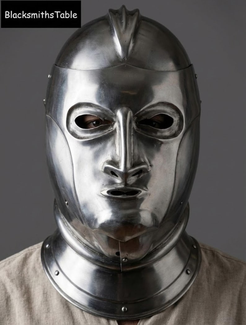 Mittelalterlicher Vollhelm aus Stahl für Display oder Cosplay Bild 1
