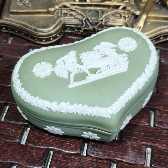 Selection - Wedgwood Jasperware Sage Green Vintage/ Collectables
