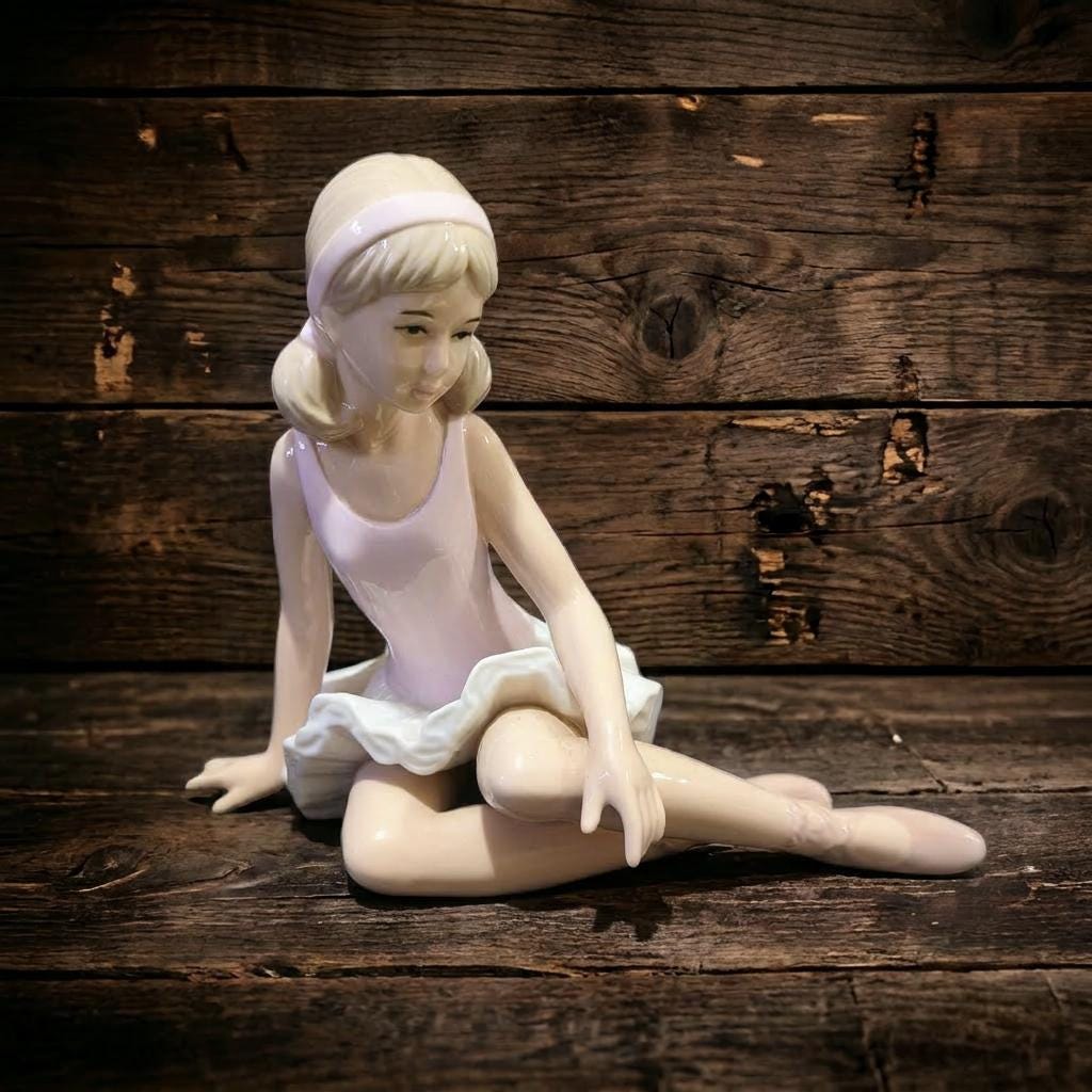 Leonardo collection porcelain figurines - Etsy 日本