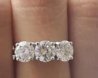 14K Solid Gold 3 Stone Moissanite Ring, Stackable Ring, Engagement Ring, Trilogy Ring, Round Cut Colorless Moissanite Ring, Anniversary Ring