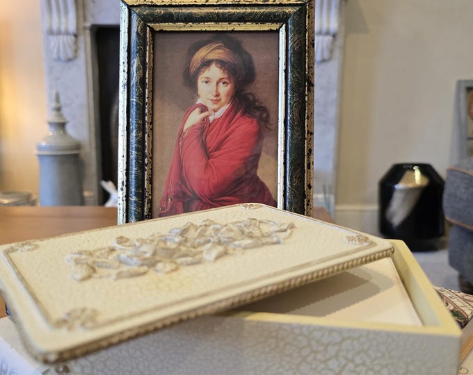 Featured listing image: Vintage Christmas Gift Set – Framed Portrait & Floral Notepad