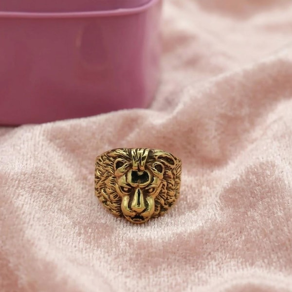 Anillo de cabeza de león de latón para hombre, anillo de león dorado, joyería de tótem animal, anillo de melena de león intrincado, joyería de latón atrevida unisex.