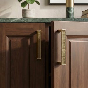 Tiradores de latón antiguo texturizados para gabinetes, tiradores y pomos para cajones estilo art déco, herrajes moleteados para muebles de cocina y tiradores para cómodas.