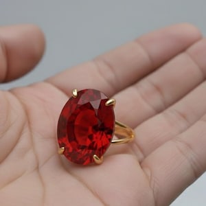 Anillo de oro macizo con rubí ovalado, estilo vintage, piedra natal de julio