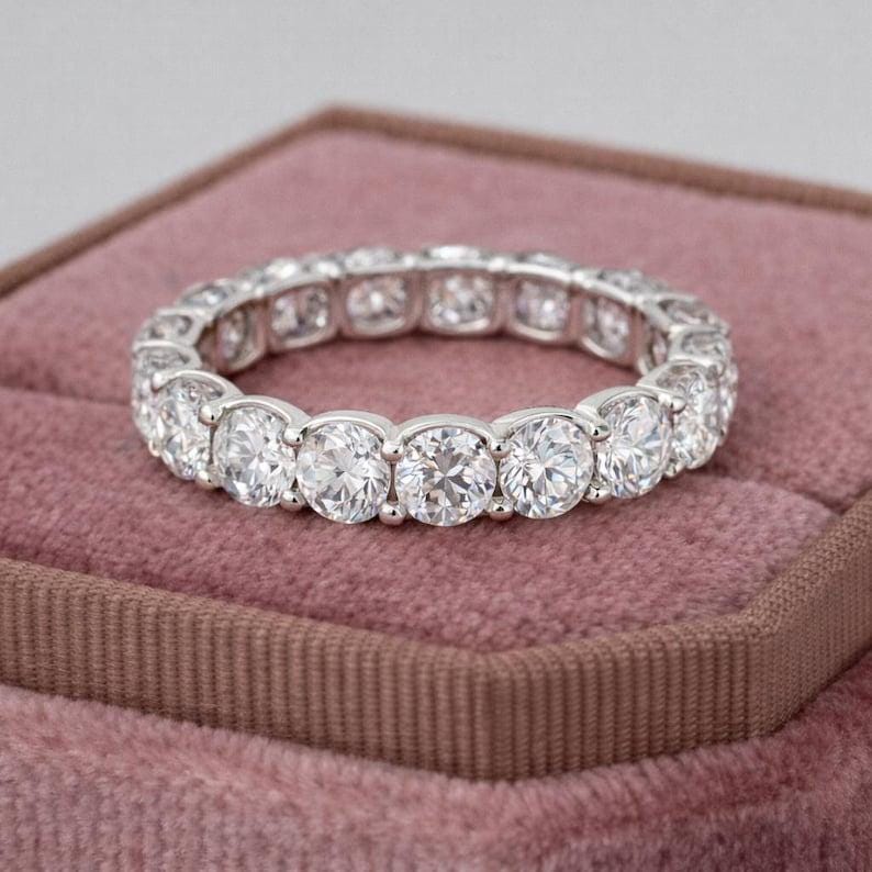 Round Cut Moissanite Full Eternity Band, U-prong Setting, 14K Gold ...