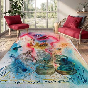 Könnte beinhalten: Ein farbenfroher Teppich mit einem abstrakten Design, das Figuren, Schlangen und eine Mischung aus Blau, Rosa und Gelb zeigt. Der Teppich befindet sich in einem Raum mit roten Möbeln und großen Fenstern.