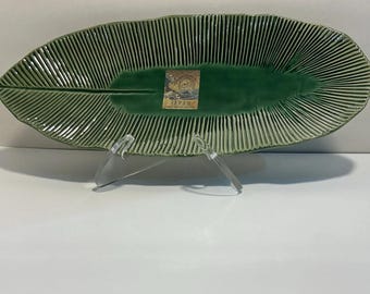 Banana Leaf Platter Green 12.3/4” Long 5”wide Made In Japan/world Traveler