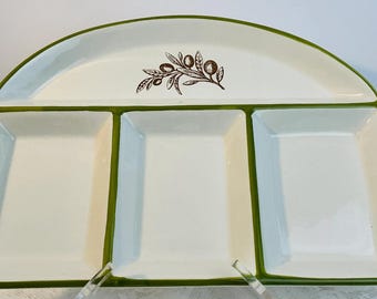 Bandeja de servir dividida de la colección LA Cucina - Bandeja de cerámica para aperitivos con diseño de rama de olivo de 28 cm