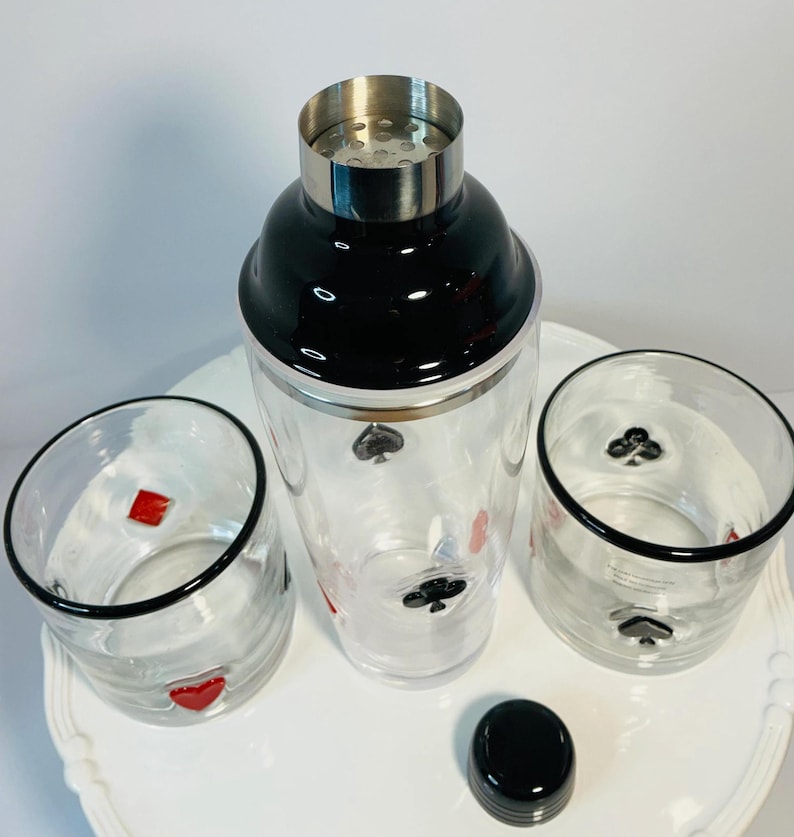 Anthropologie Dupe Poker Casino Set of Whiskey Glasses & Shaker image 6