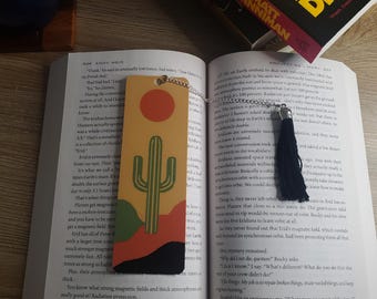 Marcapáginas Saguaro Sunset, diseño de cactus del suroeste, paisaje desértico minimalista, regalo para amantes de los libros