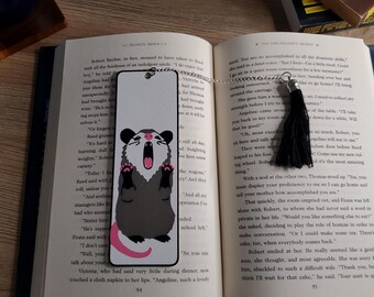Screaming Possum Bookmark with Tassel, Funny Book Lover Gift
