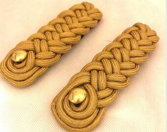 Gold Military Epaulettes with Brass Studs – Ceremonial Shoulder Boards Pair