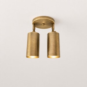 Foco de techo de ángulo ajustable - Lámpara moderna de latón antiguo - Latón macizo