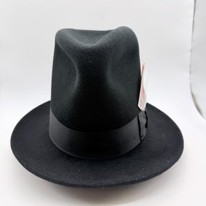 Erykah Badu oversized wolvilt zeer hoge hoed in één maat verstelbaar met klittenband