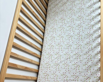 Organic Cotton Fitted Sheet, Botanical Print, GOTS Certified, Made in Portugal.