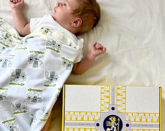 Newborn 5 pc Gift Set w Gift Box- "Protection Jaguar" GREEN