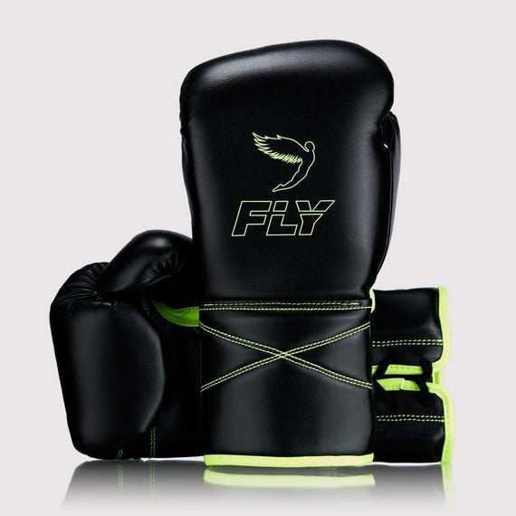 New Design Fly Boxing Gloves Made In Genuine Cow Hide Leather All Sizes