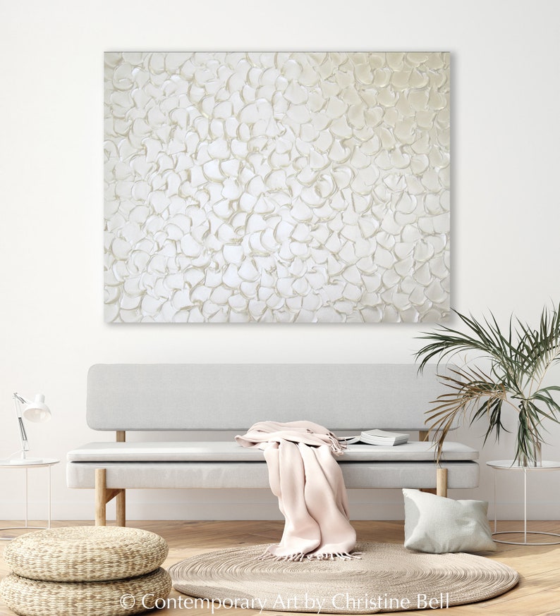 Texturerad vit abstrakt målning: Skimrande pärla, minimalistisk heminredning bild 4
