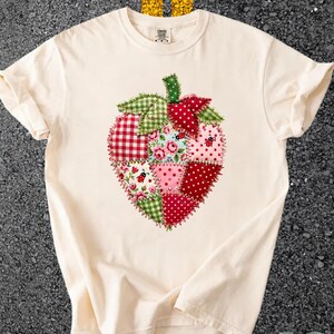 Comfort Colors® Strawberry Shirt, Faux Patchwork Farmhouse Berry Tee Rustic Floral Cottagecore Shirt Vintage Aesthetic Tee DTG Print