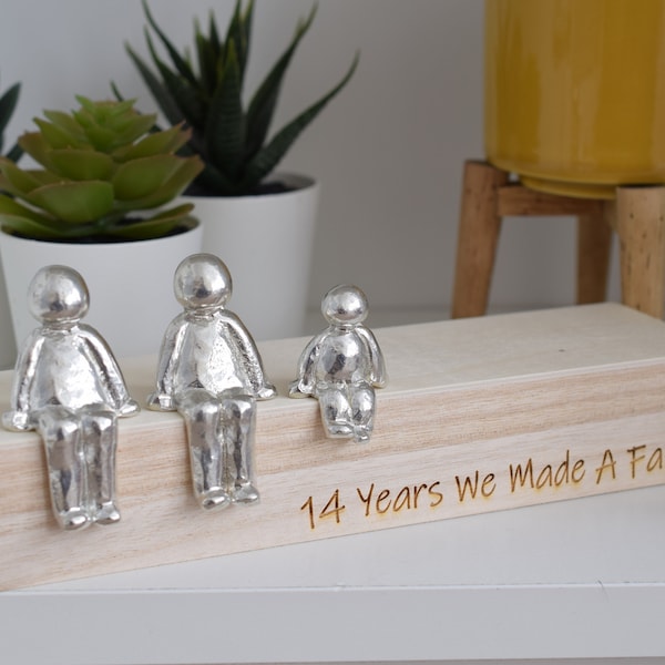 14 Years We Made a Family Sculpture Figurines - 14th Anniversary | Years 1 to 30 Available | Wooden Box Size & Grain Will Vary