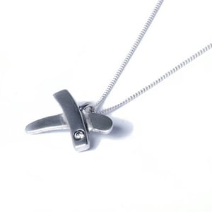 10 Year Wedding Anniversary Kiss Tin Pendant - Roman Numeral 10, The Perfect 10th Wedding Anniversary Traditional and Modern Gift.