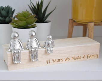 11 Years We Made a Family Sculpture Figurines - 11th Anniversary | Years 1 to 30 Available | Wooden Box Size & Grain Will Vary