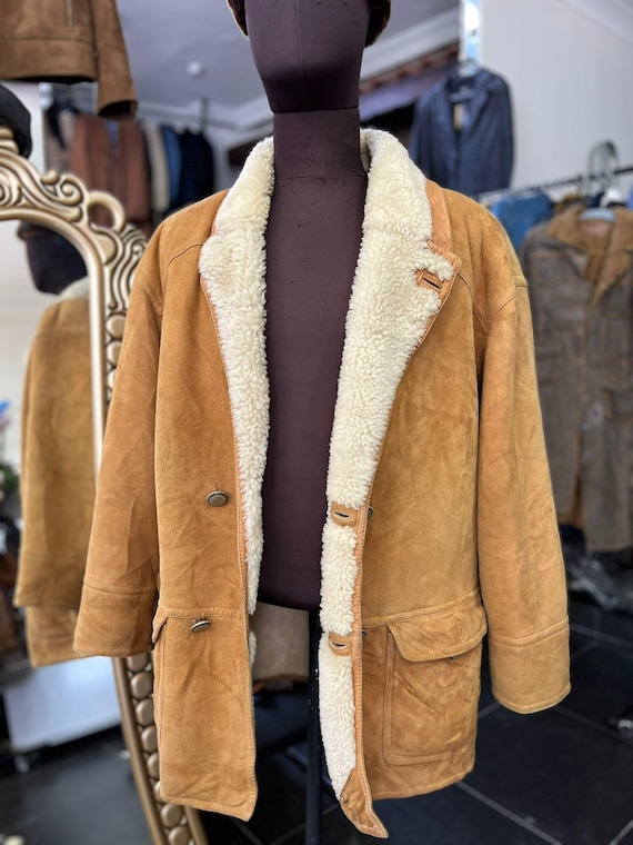 Vintage Shearling Sheepskin Coat ; Men's Rustic Leather Jacket , Sheepskin Jacket for Men