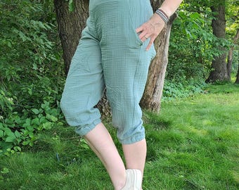 Double Gauze Capri Pants with Stars