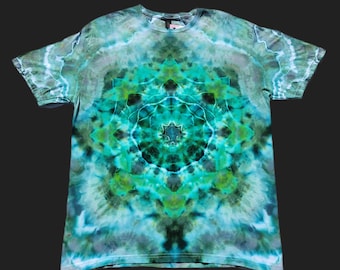 Unisex Mandala Tie Dye T-Shirt - Vibrant Wearable Art Large