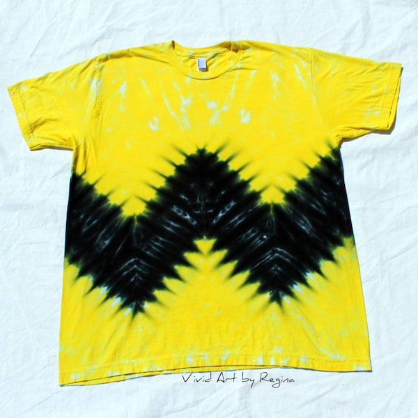 Camiseta Tie Dye com Listras Pretas - Tamanho Infantil