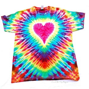 Maglietta tie-dye con cuore arcobaleno, taglia bambino