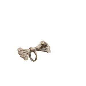 Vintage African Bronze Ring Peacock Feathers