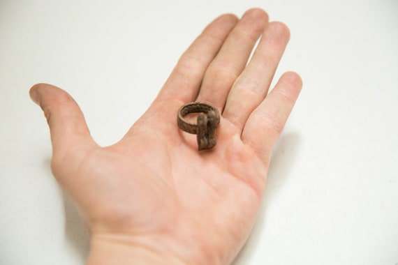 Vintage African Copper Two People Ring - image 2