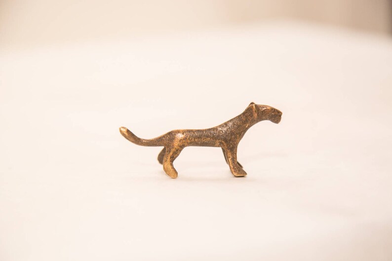DISCOUNTED Vintage Tiny Cheetah Bronze Gold Weight image 3
