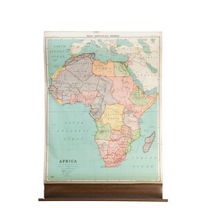 Vintage Nystrom Wandkarte von Afrika